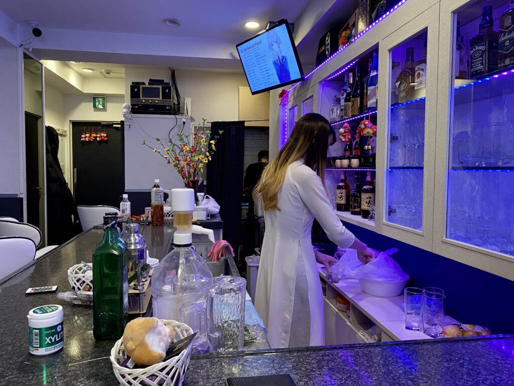 lua cafe bar ベトナムバー ルア
